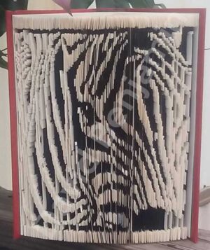 Zebra Head - Cut & Fold Book Folding Pattern