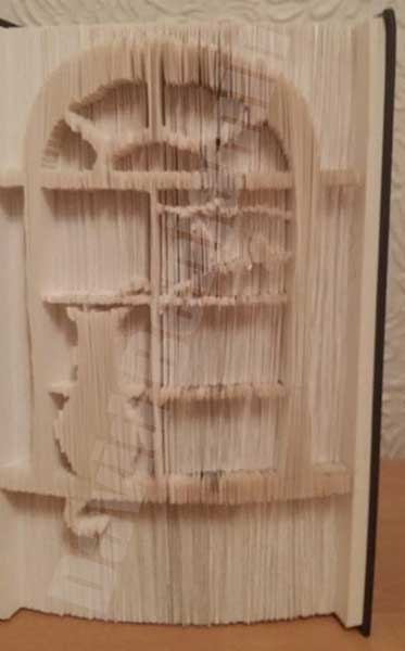 Cat in Window - Cut & Fold Book Folding Pattern