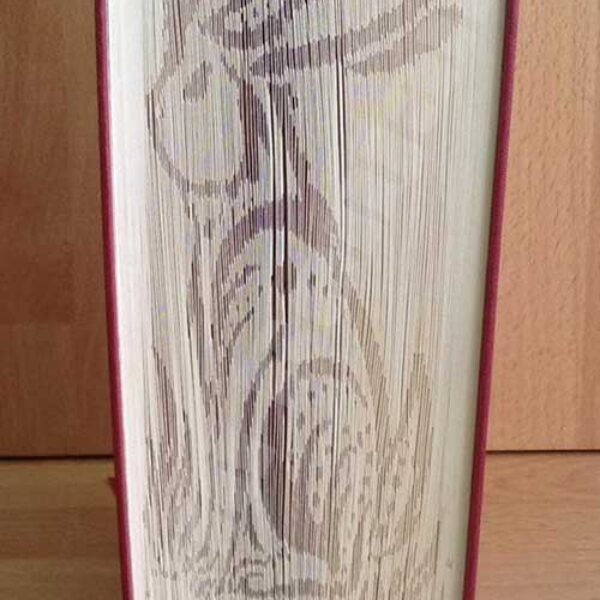 Tribal Hare - Cut & Fold Book Folding Pattern